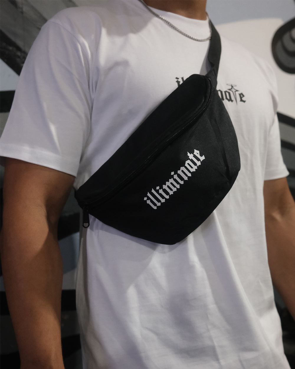 ILLIMINATE SHOULDER BAG