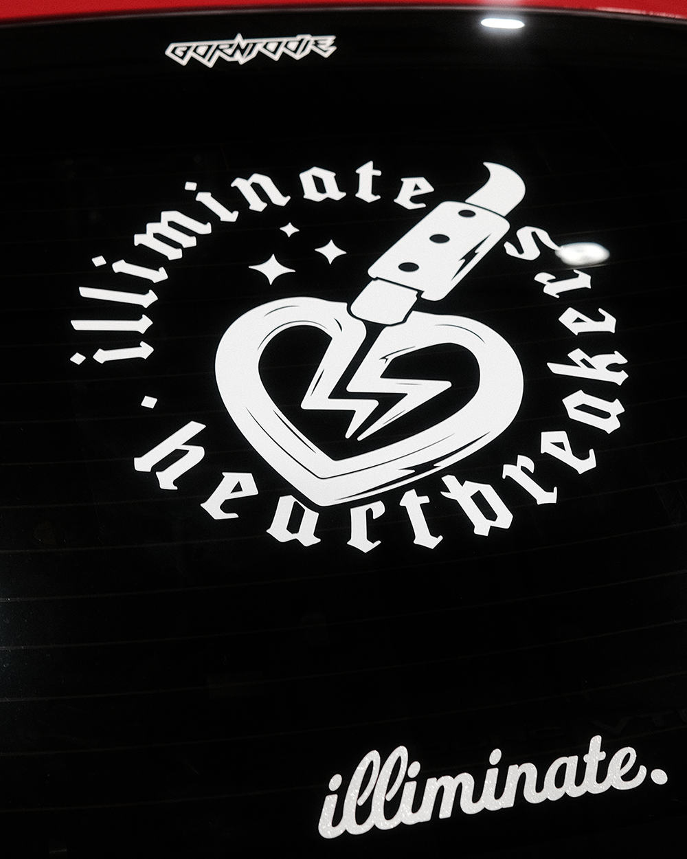 HEARTBREAKERS WINDSHIELD BANNER