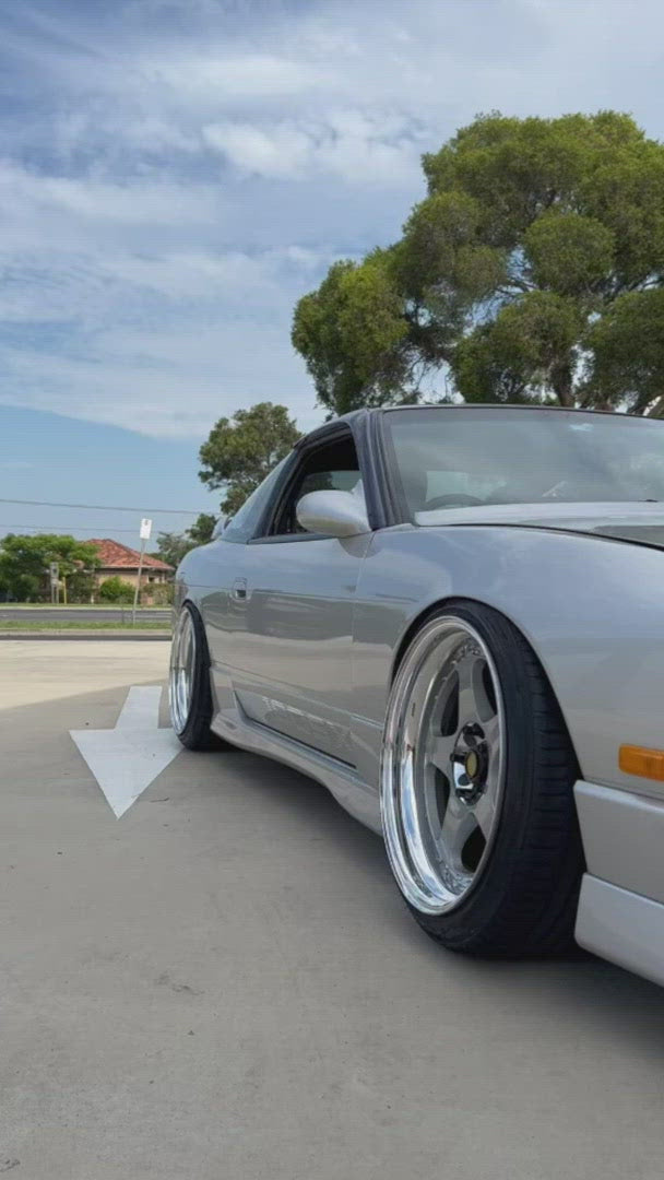 WHITE ILLIMINATE X KOKAINE - R34 GT TYPE R TEE